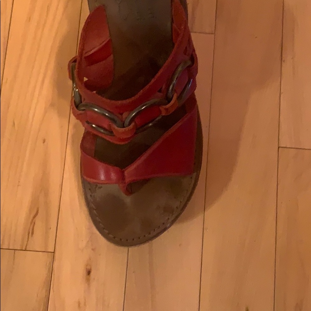 Italian Red Leather Wedges - Picture 2 of 4